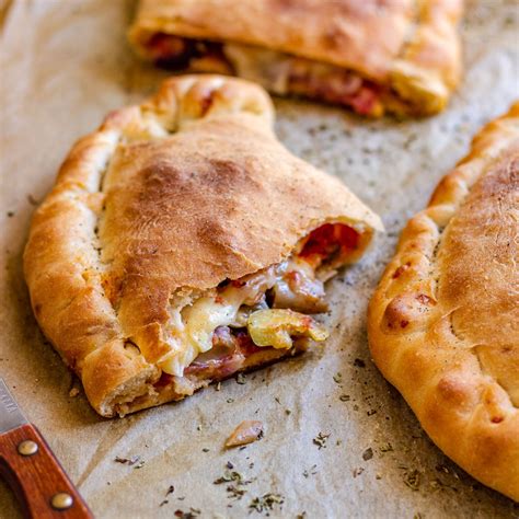 how to make calzone pizza.